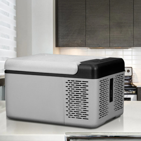 Mini Køleskab Til Bil — Hurtig Og Effektiv Koldluft