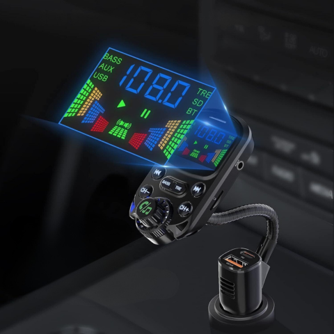 Emisitor FM Multifuncțional pentru Mașină — Muzică & Asistent Vocal 