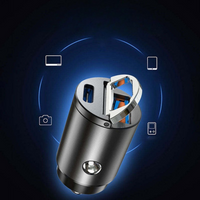 Adapter ładowarki samochodowej USB – kompaktowy wtyk zapalniczki 